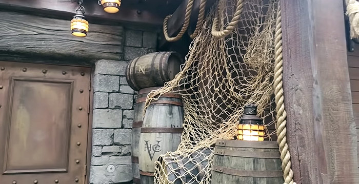 Efteling opent nieuwe singleriders-wachtrij bij Vliegende Hollander