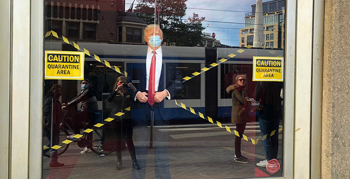 Madame Tussauds Amsterdam plaatst Trump in quarantaine na coronabesmetting
