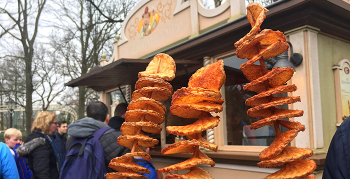 Fabrikant van verbannen Efteling-snack blij met fans: 'Heel lief'