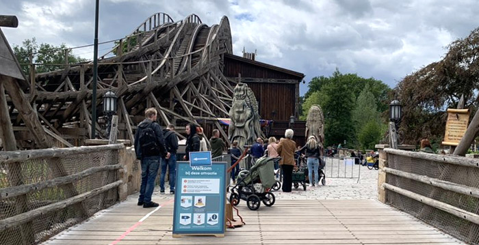 Efteling test aparte wachtrij voor jongeren tot 18 jaar