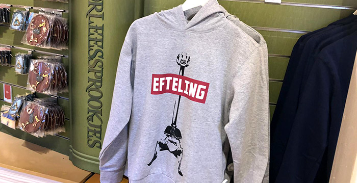 Moderne nieuwe Efteling-hoody met Langnek in de hoofdrol