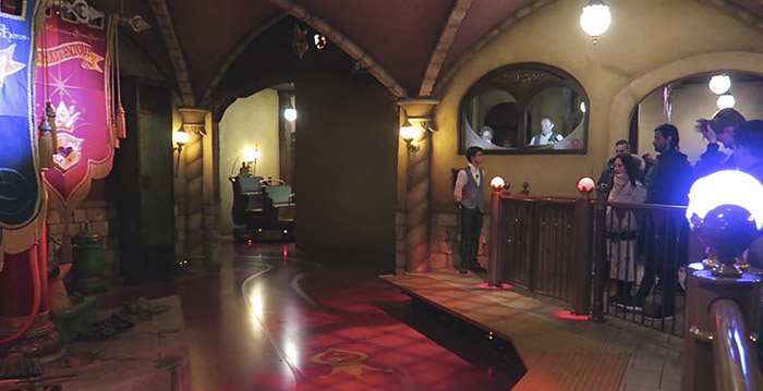 Indrukwekkende beelden: muisstil in Efteling-attractie Symbolica voor dodenherdenking