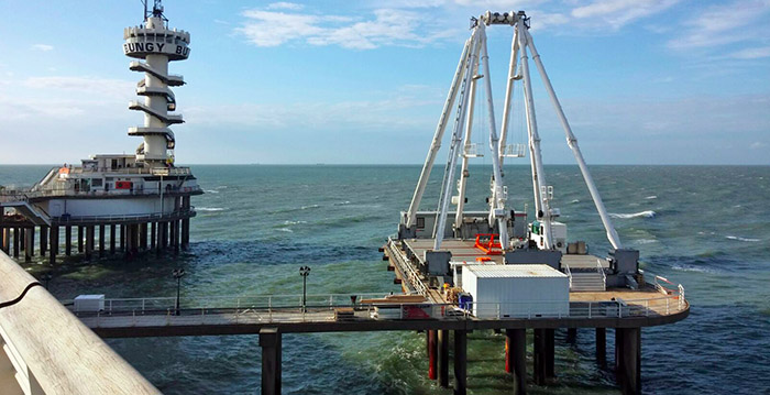 Nieuw reuzenrad op Scheveningse Pier gaat de hoogte in