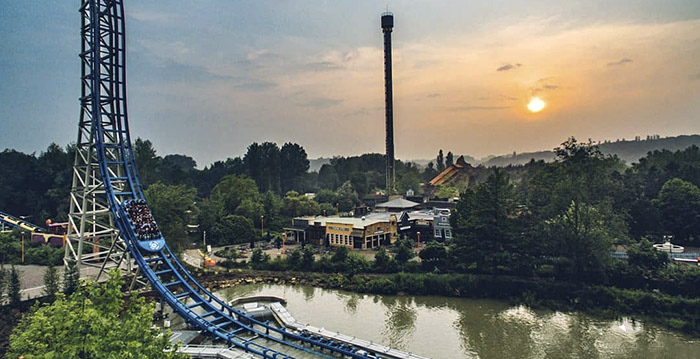 Buren Walibi Belgium stappen naar de rechter