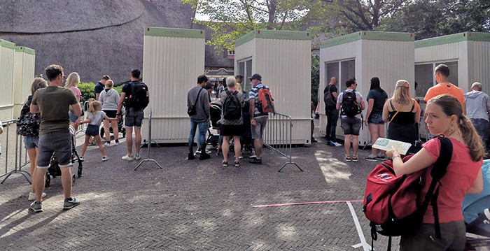 Efteling scant reserveringen niet als rijen te lang worden