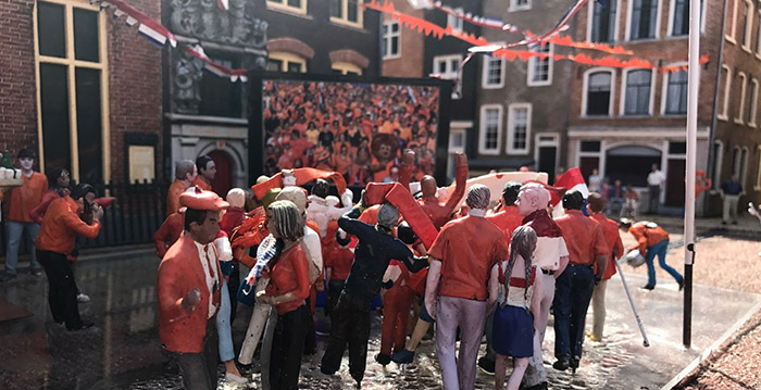 Foto's: Madurodam viert historische EK-titel Oranjevrouwen