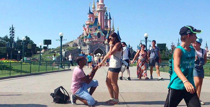 Voor echte prinsessen: exclusief huwelijksaanzoek in Disneyland Paris