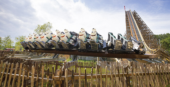 Foto's: nieuwe Walibi-achtbaan Untamed in actie