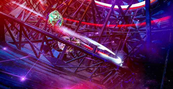 Video: de allerlaatste rit in Europa-Park-achtbaan Eurosat
