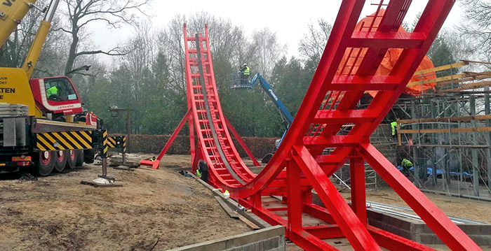 Nieuwe attractie Avonturenpark Hellendoorn staat overeind