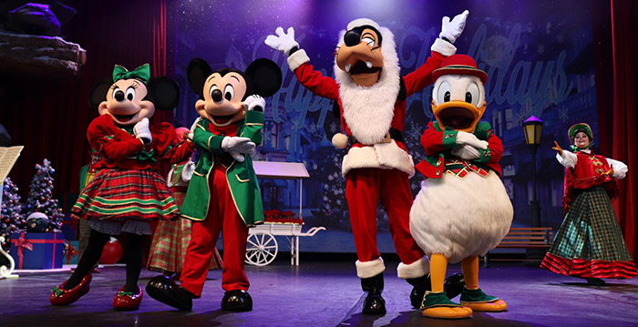 Kerstseizoen Disneyland Paris begonnen: twee shows en een parade