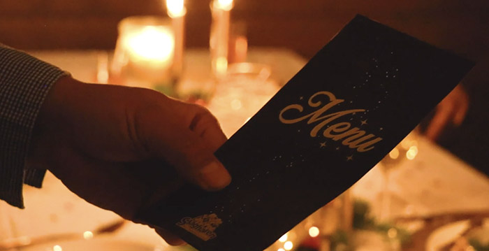 Attractiepark Slagharen bezorgt kerstdiners in vakantiehuisjes