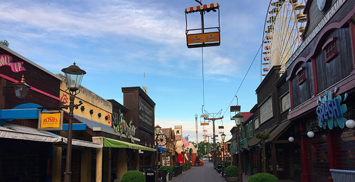 Attractiepark Slagharen als eerste pretpark bereikbaar via WhatsApp