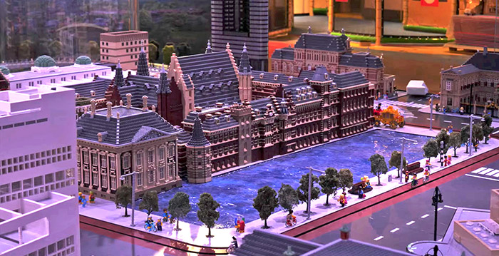 Legoland Scheveningen onthult miniatuurstad met miljoen Lego-steentjes