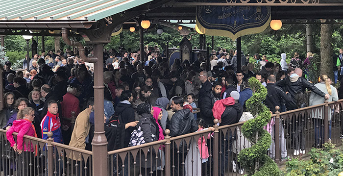 Efteling-attracties vanaf vandaag langer geopend