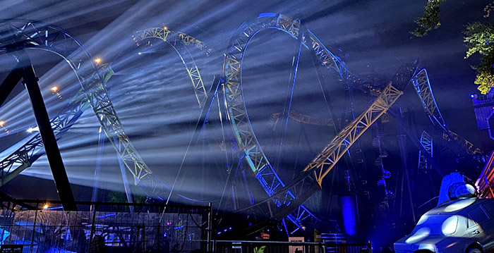 Video: spectaculaire lichtshow bij Walibi-achtbaan Lost Gravity