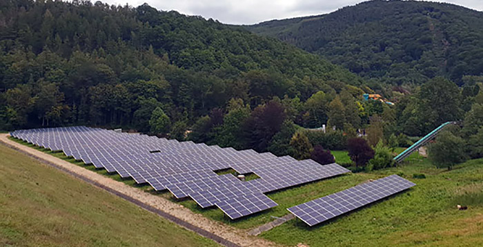 Plopsa laat attracties draaien op zonne-energie