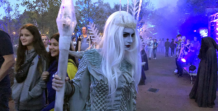 Toverland trapt halloweenseizoen af met drie nieuwe scare zones