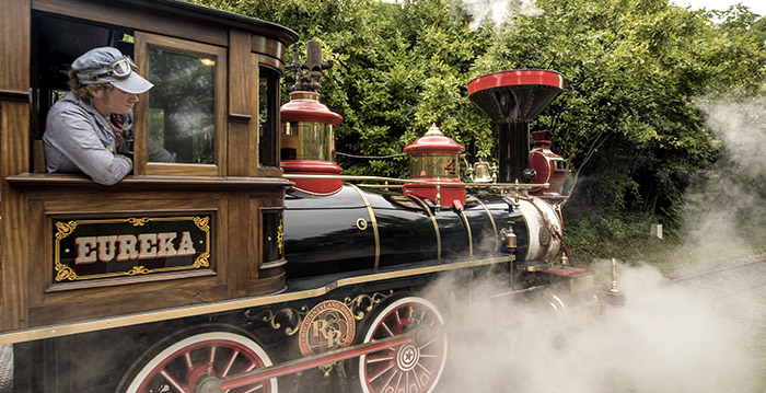 Stoomtrein in Disneyland Paris al ruim een jaar buiten gebruik, maar waarom?