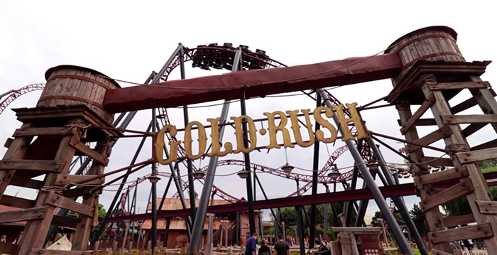 Rustige dag in Attractiepark Slagharen? Dan mag je voortaan blijven zitten in de achtbaan