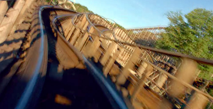 'Jongen (6) gewond door selfie in houten achtbaan Efteling'
