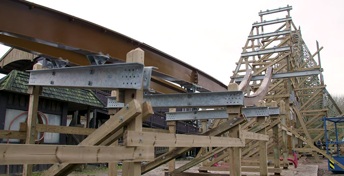 Spectaculaire vrije val in nieuwe achtbaan Walibi Holland
