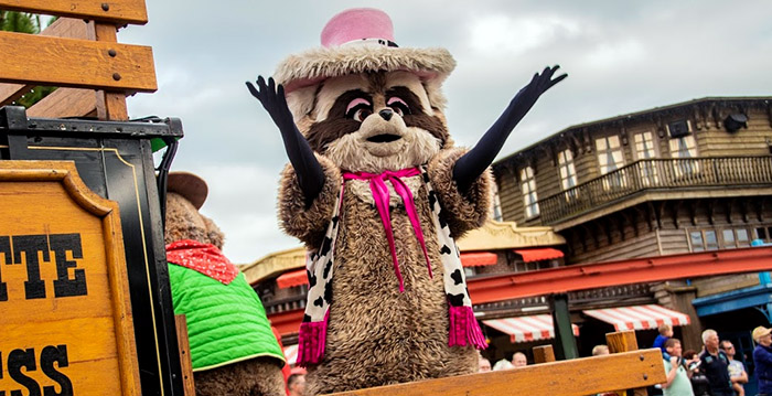Attractiepark Slagharen stopt met theatershows: straatacts gaan door