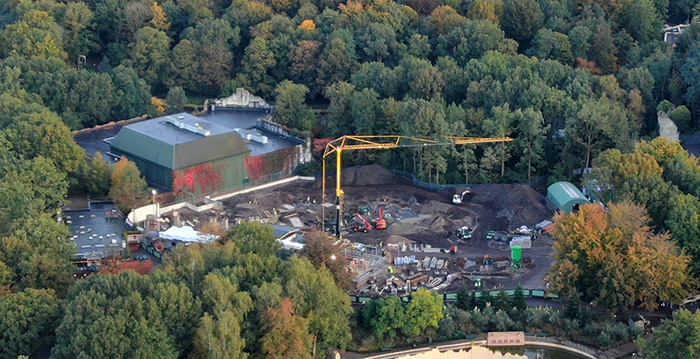 Bijzondere luchtfoto's van bouwplaats nieuwe Efteling-achtbaan