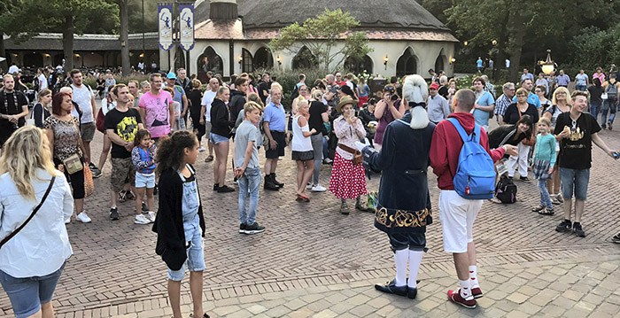 Efteling presenteert programma van Negen Pleinen Festijn 2018