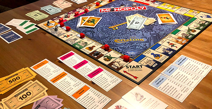 handelaar Wiegen Verschrikking Foto's: zo werkt het nieuwe bordspel Efteling-Monopoly - Looopings.nl