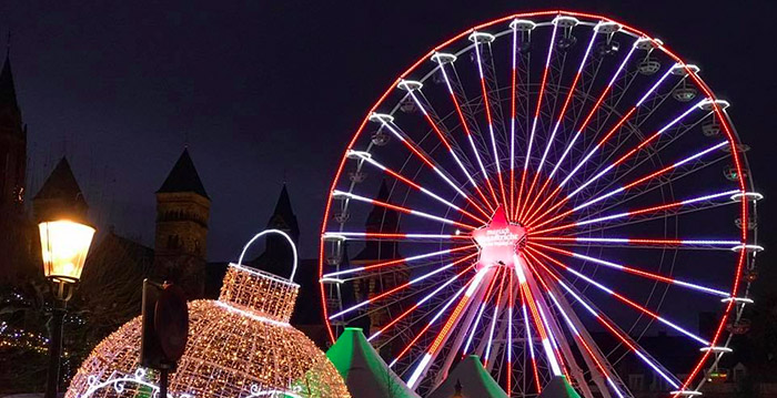 Reuzenrad stilgelegd op kerstmarkt Maastricht