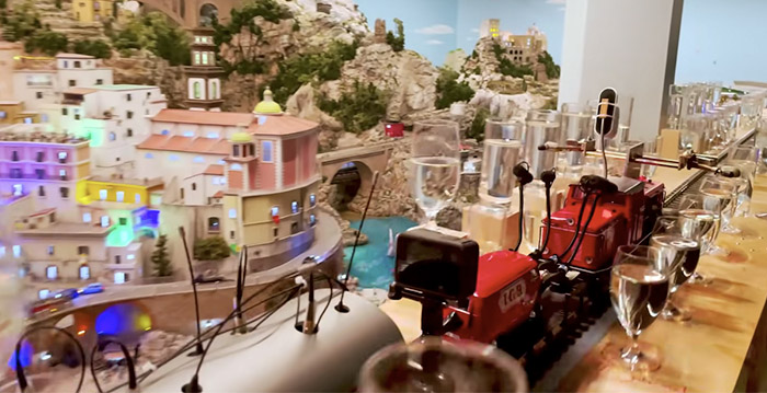 Miniatuurpretpark breekt bizar wereldrecord met modeltrein