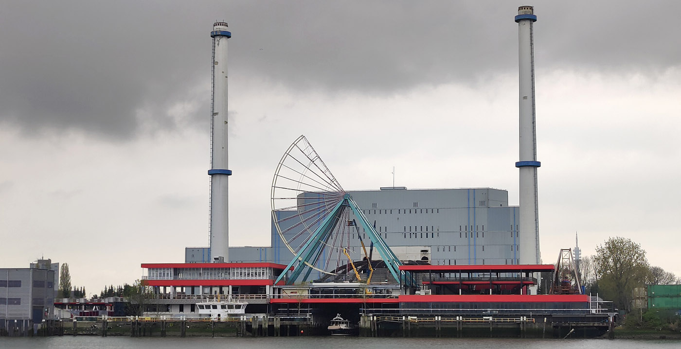 Reuzenrad uit Walibi Belgium verrijst in Attractiepark Rotterdam