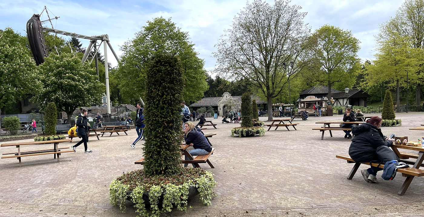 Foto's: Efteling-attractie Polka Marina vervangen door plein