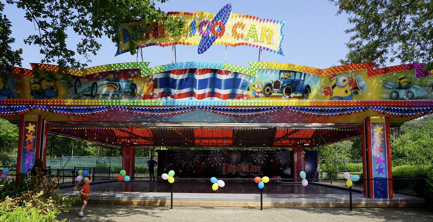 Nieuwe attractie in pretpark DippieDoe: Dollybots