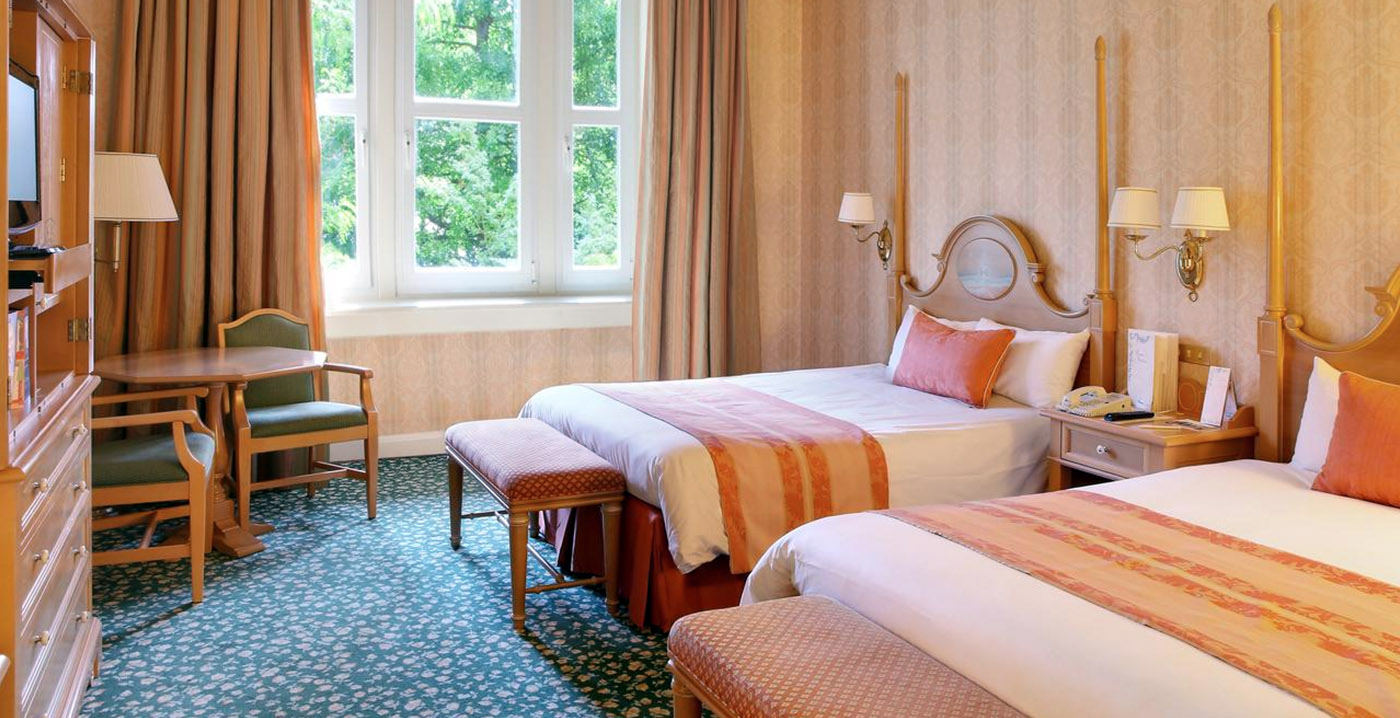 Disneyland Paris renoveert Disneyland Hotel: oud meubilair staat te koop