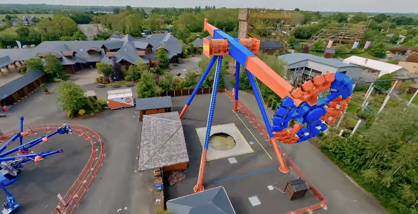 Rakelings langs de attracties: spectaculaire dronevideo van Iers pretpark