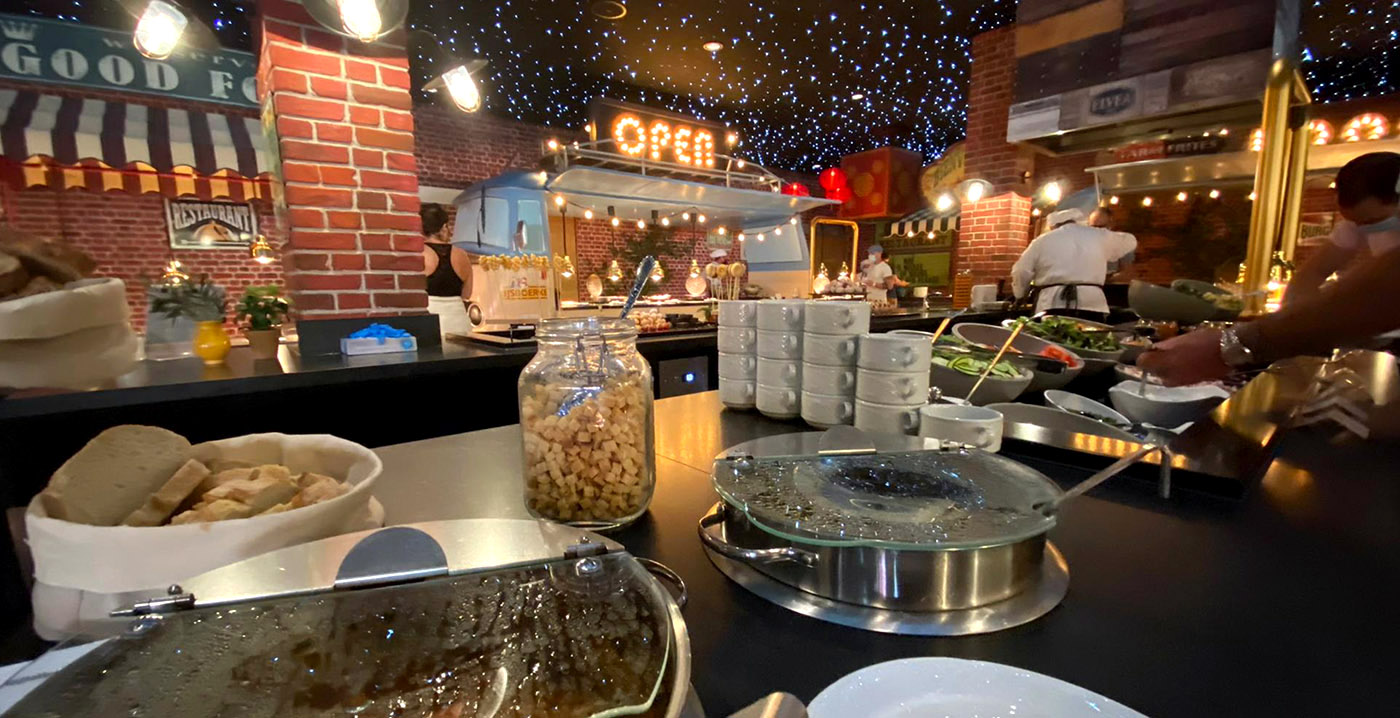 Foto's: Plopsaland opent nieuw buffetrestaurant, ook voor niet-hotelgasten