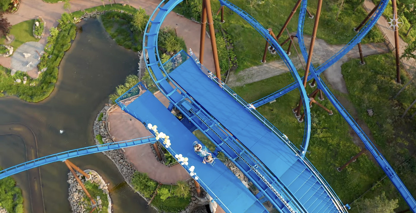Video: Toverland laat prijswinnaars taart eten op 40 meter hoogte