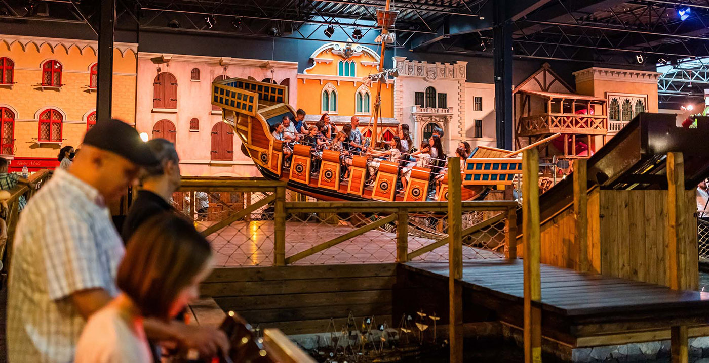 Nieuw overdekt pretpark in Polen opent de poorten