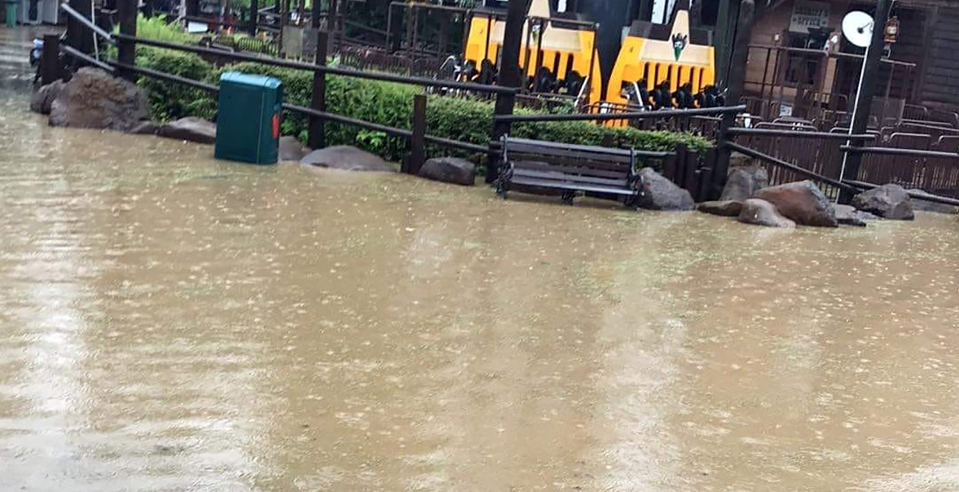 Walibi Belgium per direct dicht in verband met slecht weer
