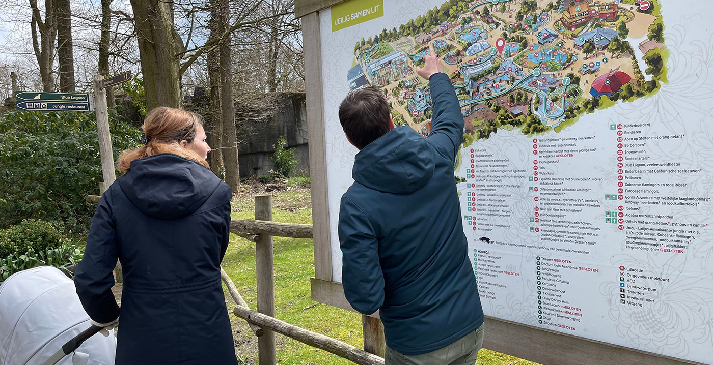 Roken in Ouwehands Dierenpark mag alleen nog in vier rookzones