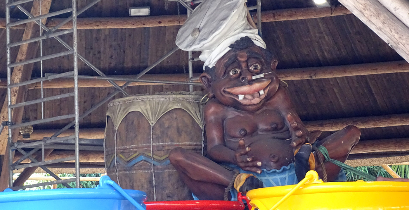 Foto's: Efteling start met sloopwerkzaamheden bij Monsieur Cannibale en Doolhof