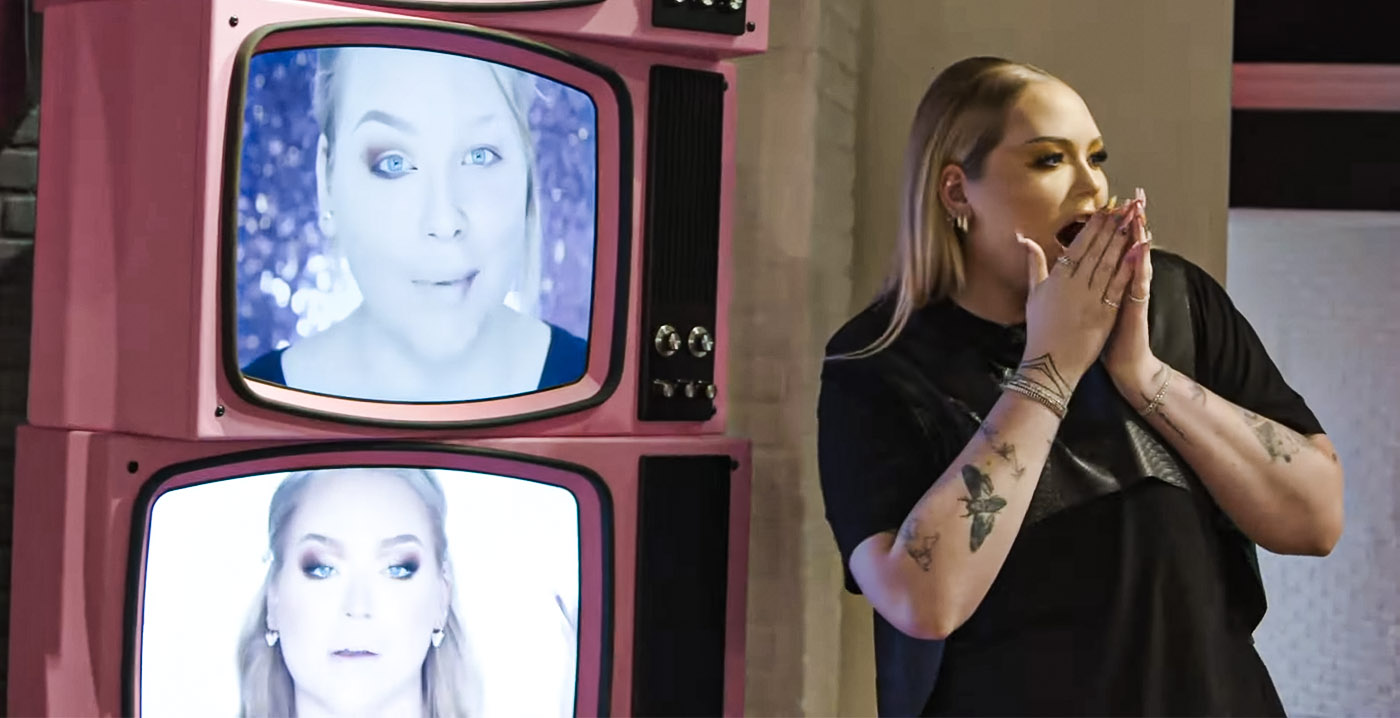Video: NikkieTutorials ontdekt eigen wassen beeld in Madame Tussauds Amsterdam
