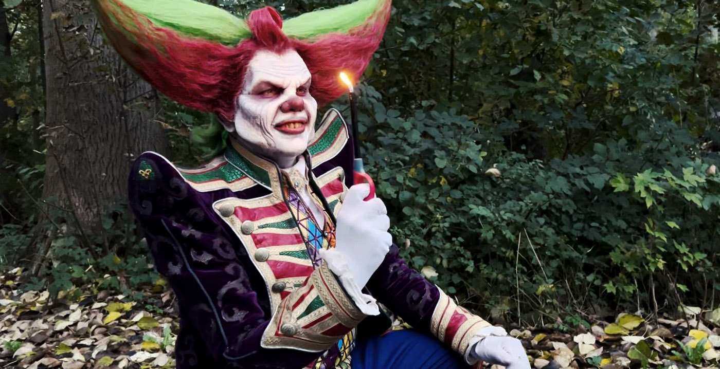 Video: Eddie de Clown sluit Halloween Fright Nights 2021 af met 'episch vuurwerkspektakel'
