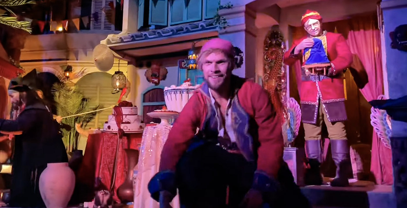 Video: bezoekers Europa-Park verrast met live-acteur in darkride