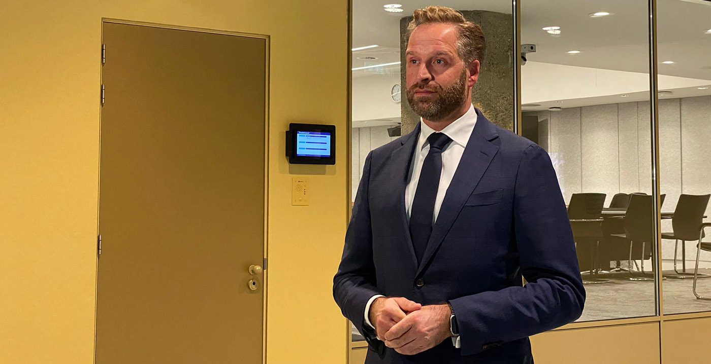 Zorgminister Hugo de Jonge: Efteling moet ook coronabewijzen vragen bij theaters, bioscoop en museum