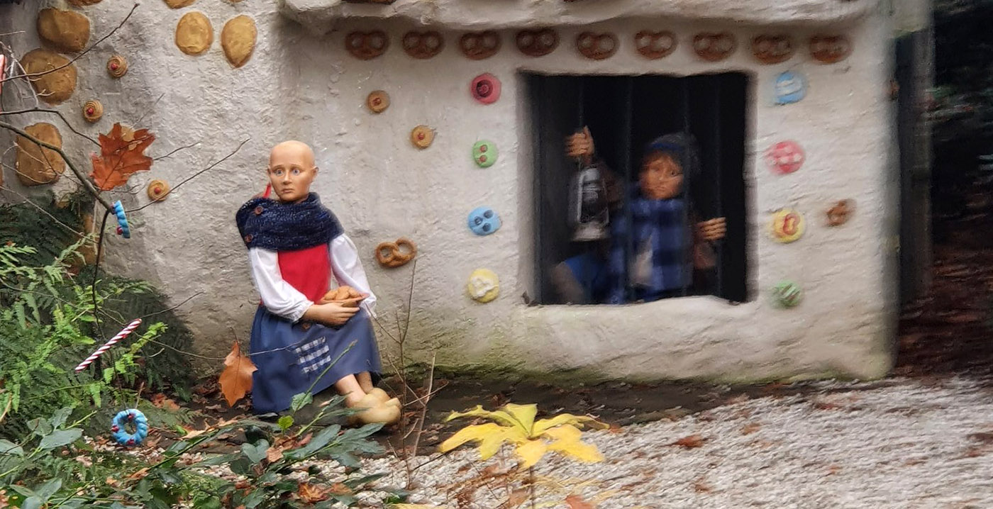 Sprookjesfiguur Grietje kaal gespot in de Efteling