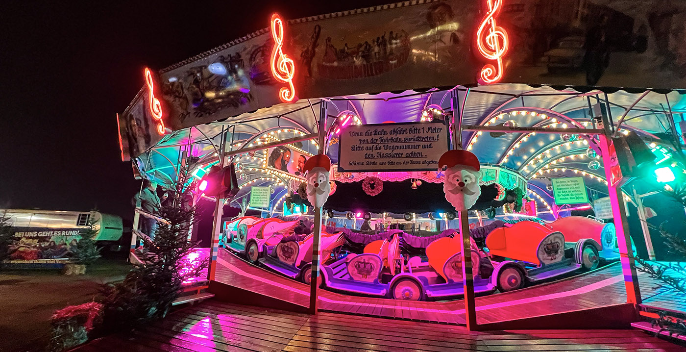 Foto's: deze winter vier dagen per week kermis in Duits pretpark