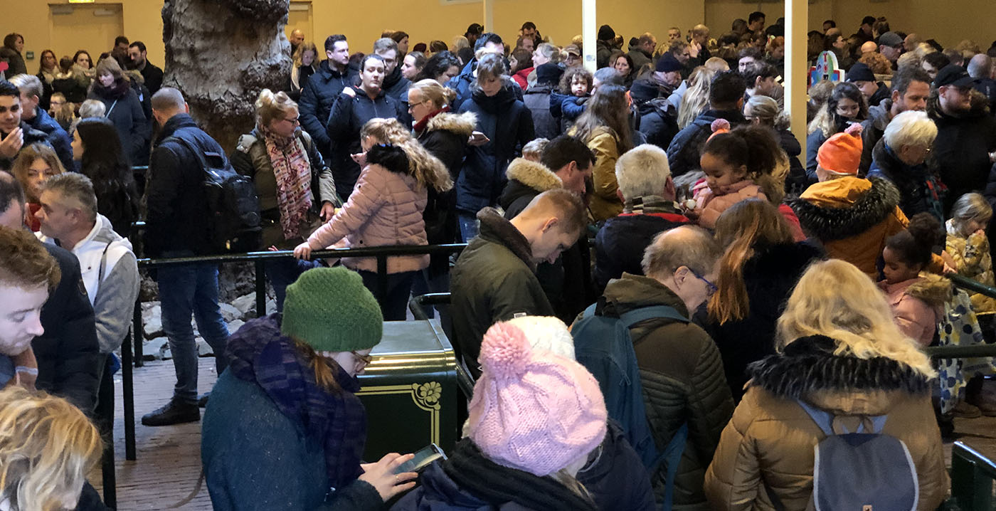Provincie Noord-Brabant krijgt opnieuw tik op de vingers vanwege te hoge bezoekersaantallen Efteling